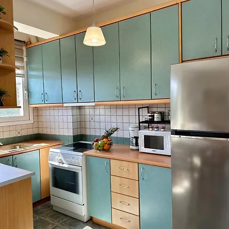 Apartment Kate's Place Apartment, 5' Walk From The Karavomylos