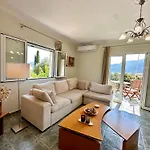 Kate's Place Apartment, 5' Walk From The